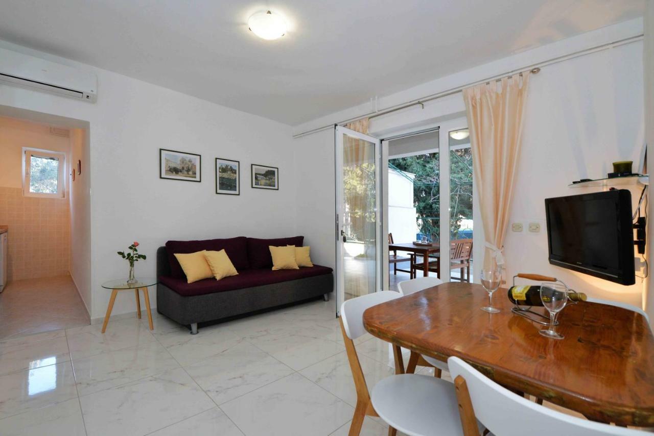 Apartmani Dora Μούρτερ Εξωτερικό φωτογραφία