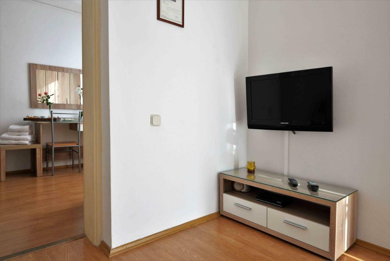 Apartmani Dora Μούρτερ Εξωτερικό φωτογραφία